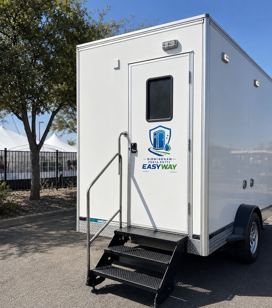 Luxury restroom trailer rental in Birmingham AL